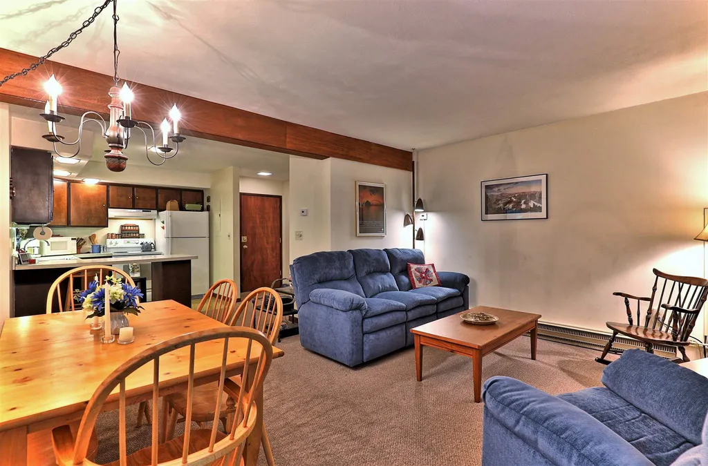 37 Gateway Court Mendon VT 05701