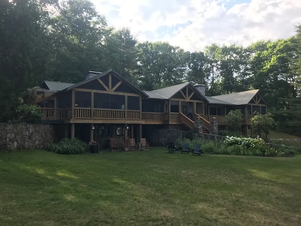 560 South Main Street Wolfeboro NH 03894