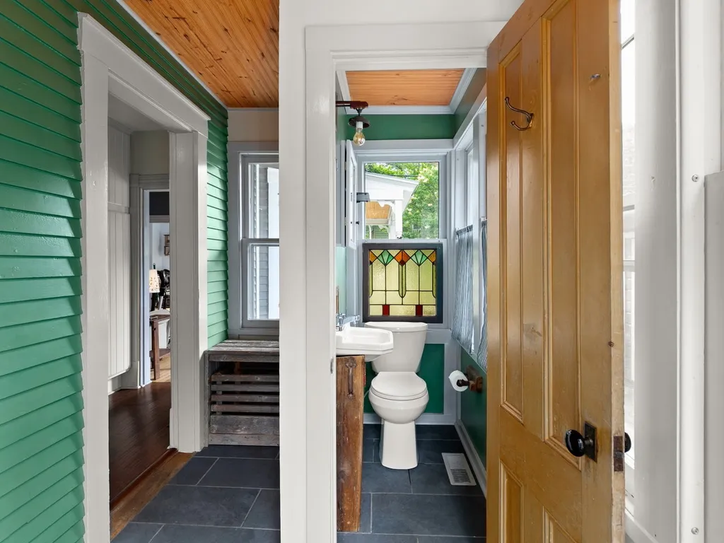 181 North Willard Street Burlington VT 05401