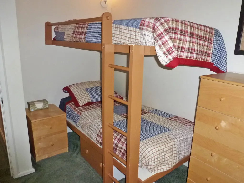 355 Summit Road Warren VT 05674