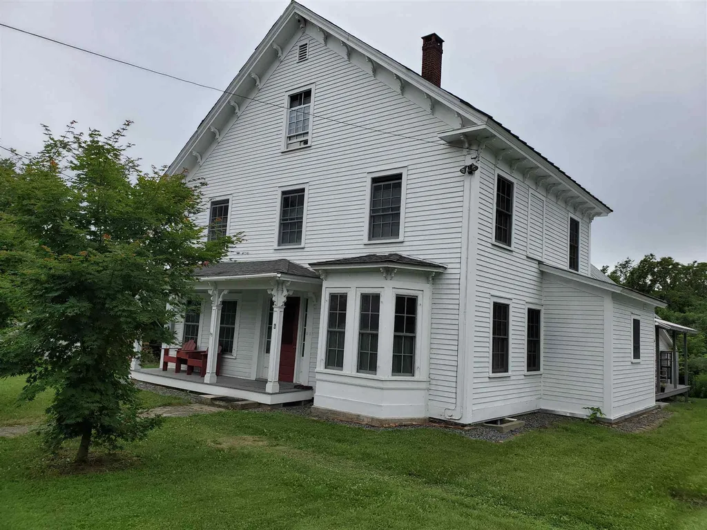 6 Maple Street Bradford VT 05033