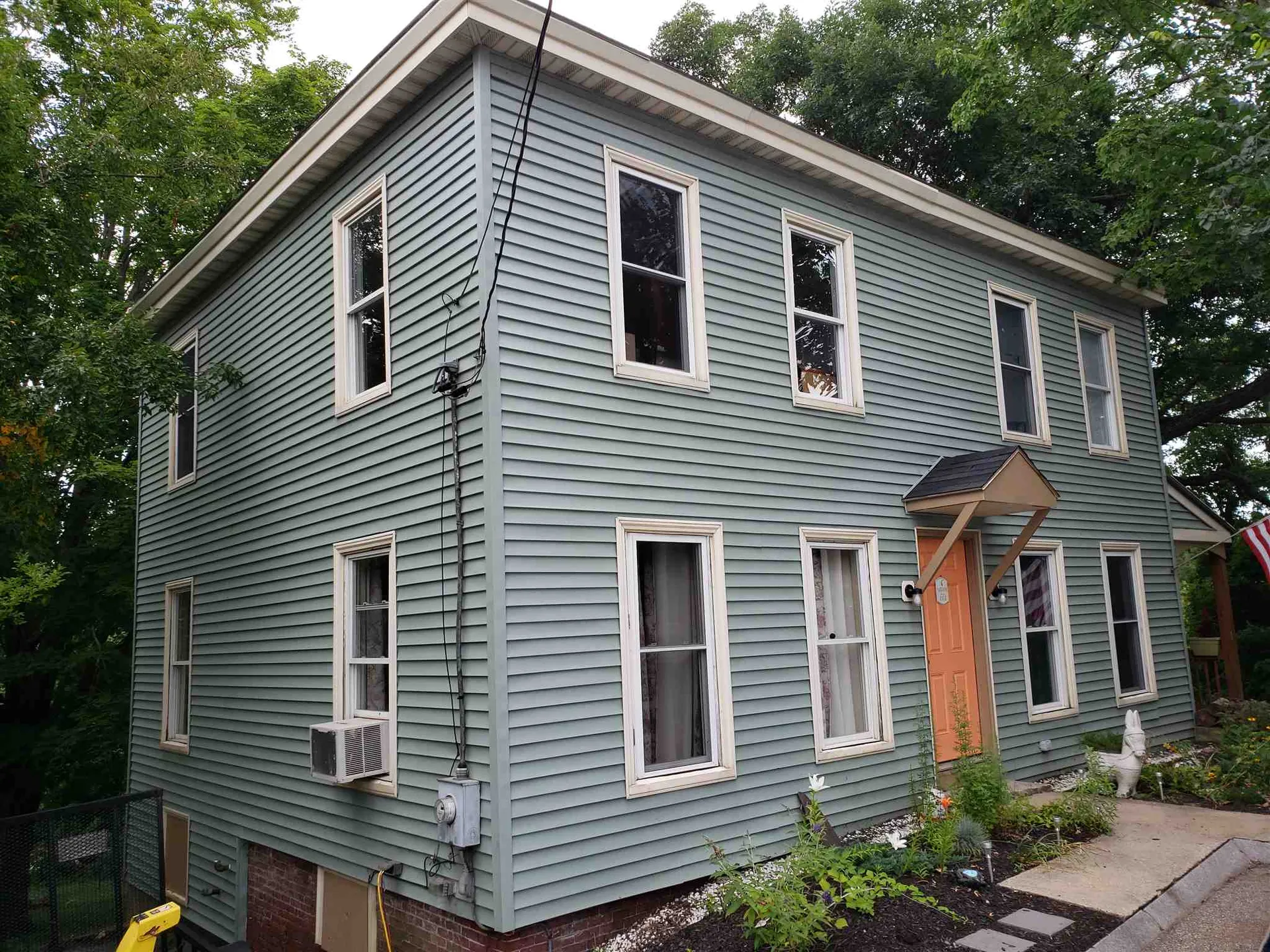 1 Edgewater Drive Hooksett NH 03106