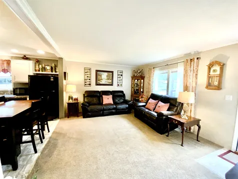 24 Brook Circle Loudon NH 03307