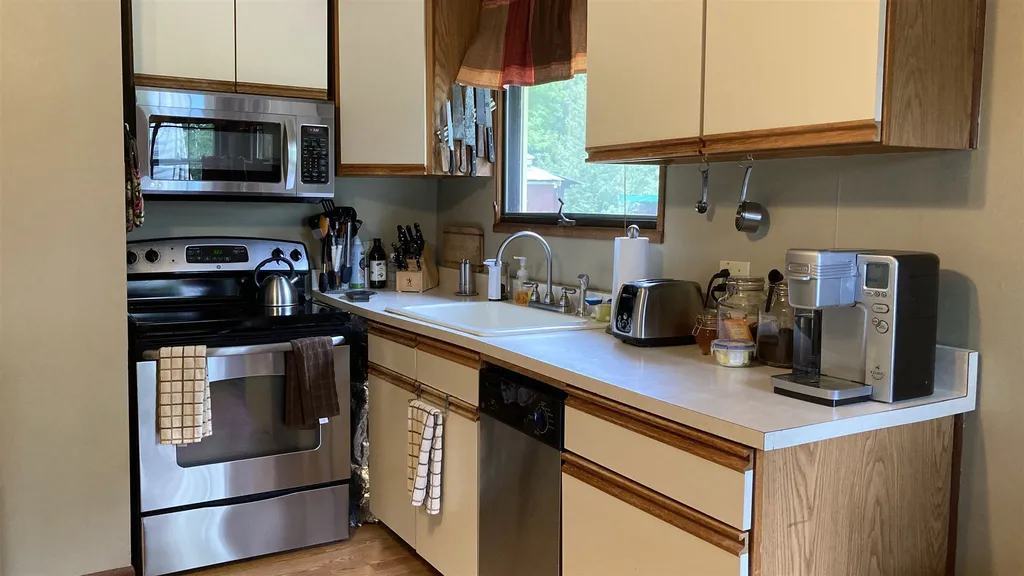 695 Ferry Road Charlotte VT 05445