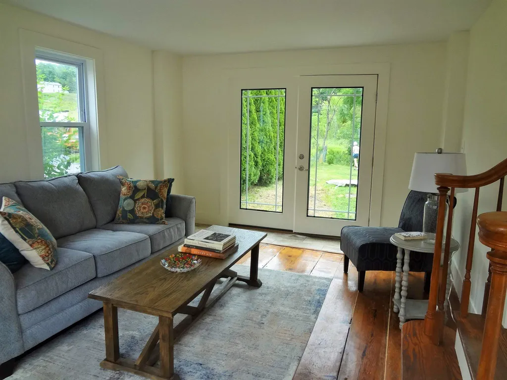 20 Pleasant Street South Berwick ME 03908