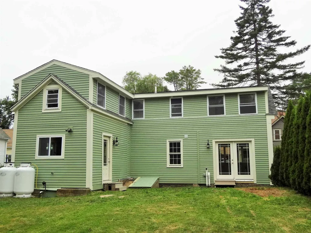 20 Pleasant Street South Berwick ME 03908