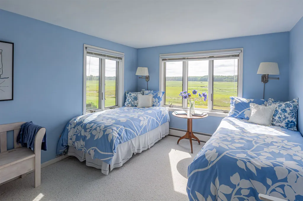 1617 Ocean Boulevard Rye NH 03870