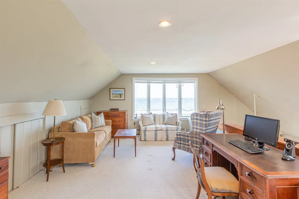 1617 Ocean Boulevard Rye NH 03870