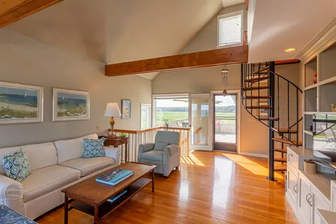 1617 Ocean Boulevard Rye NH 03870