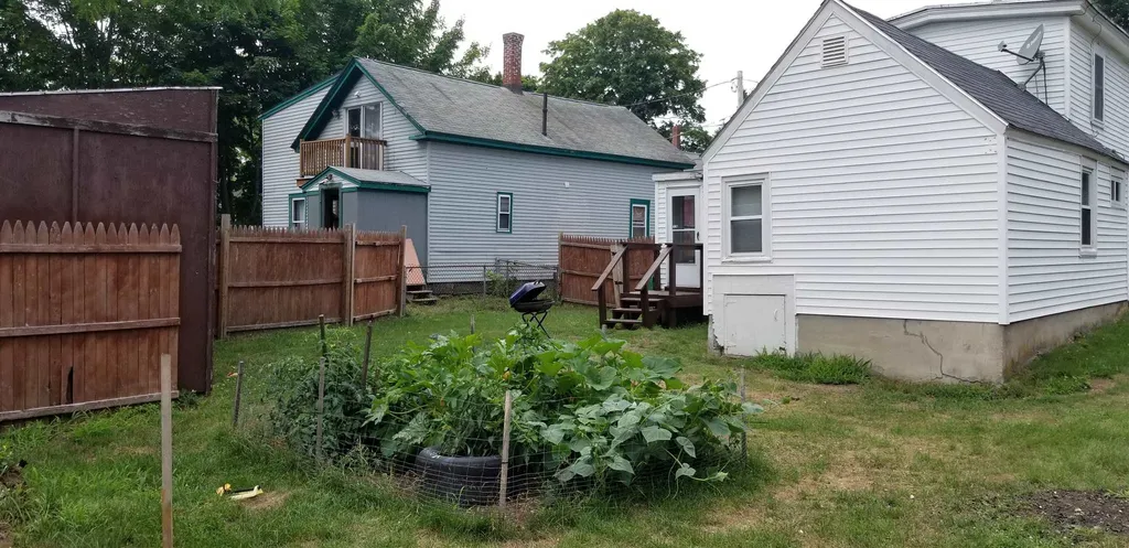15 Pleasant Street Rochester NH 03867