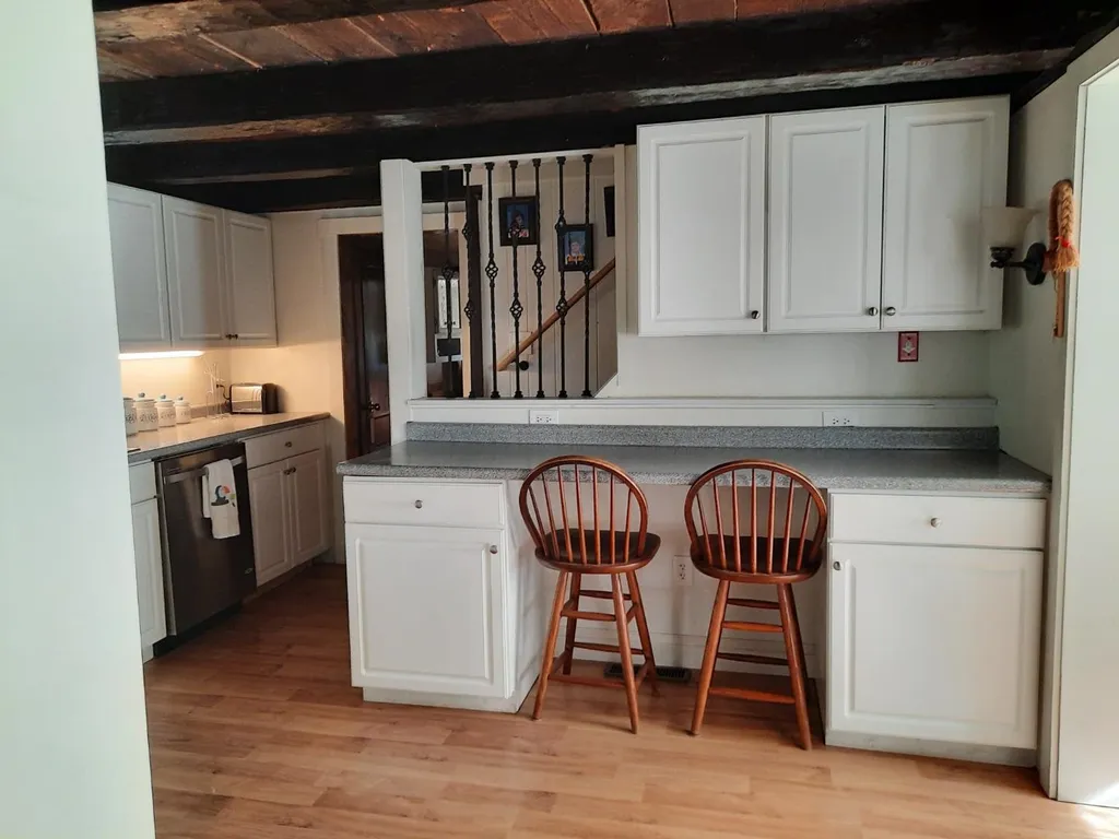 15 Pleasant Street Rochester NH 03867