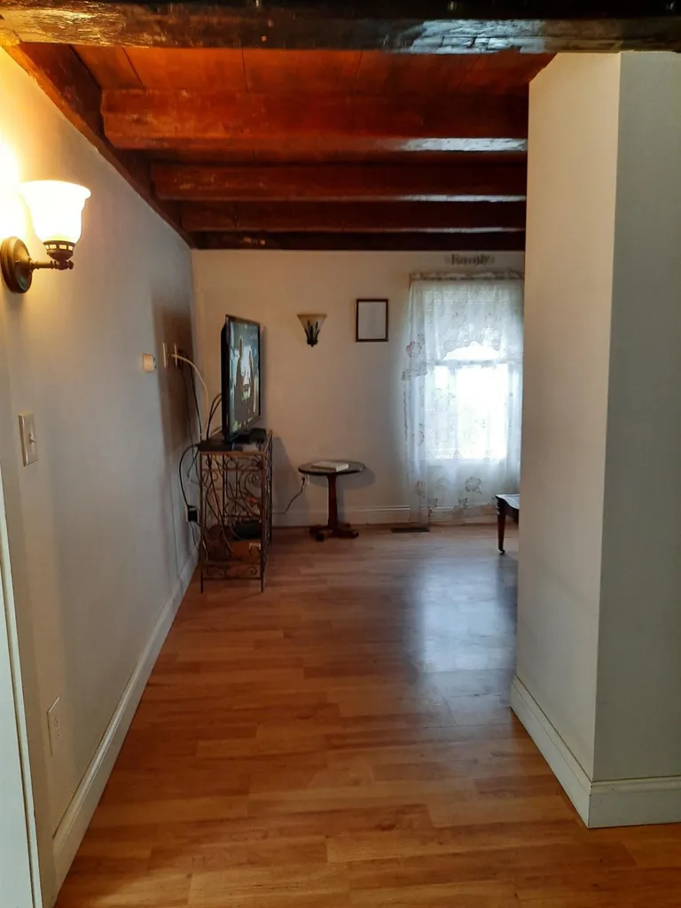 15 Pleasant Street Rochester NH 03867