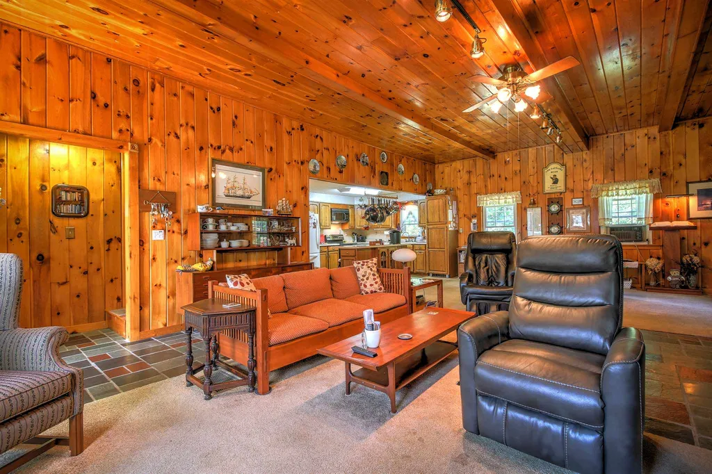 237 Kinni Kinnic Lane Poultney VT 05764