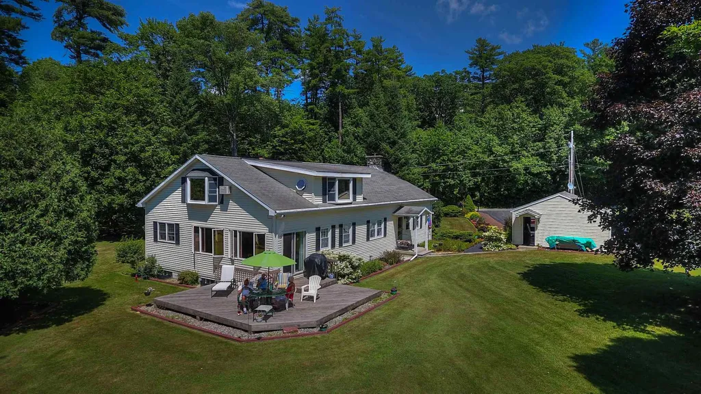 237 Kinni Kinnic Lane Poultney VT 05764