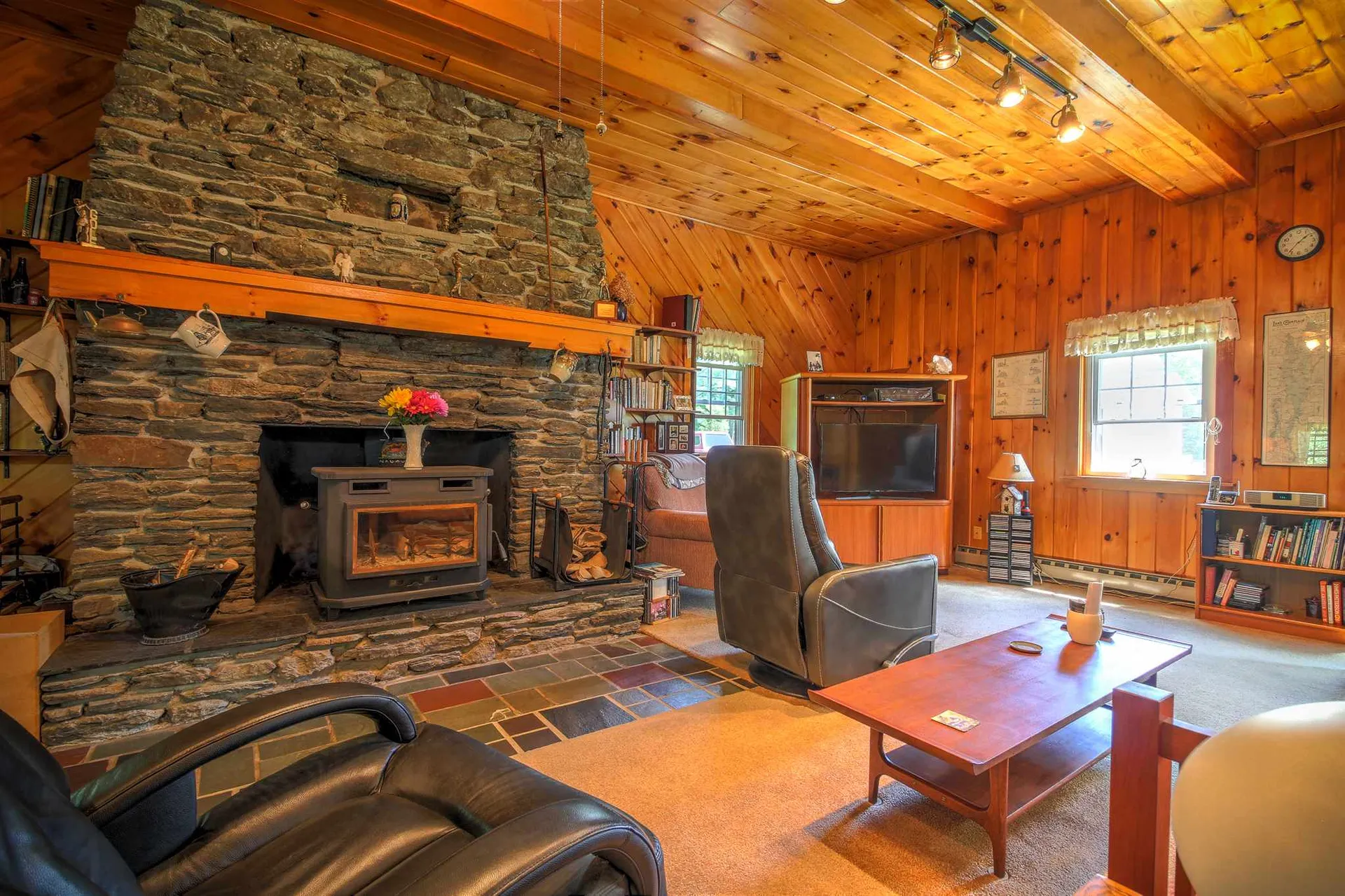 237 Kinni Kinnic Lane Poultney VT 05764