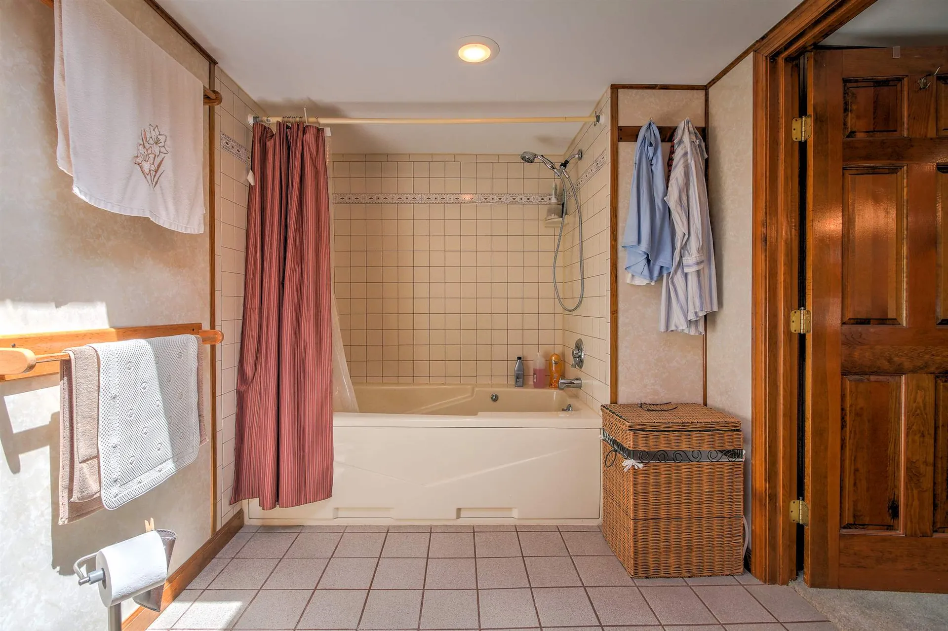 237 Kinni Kinnic Lane Poultney VT 05764