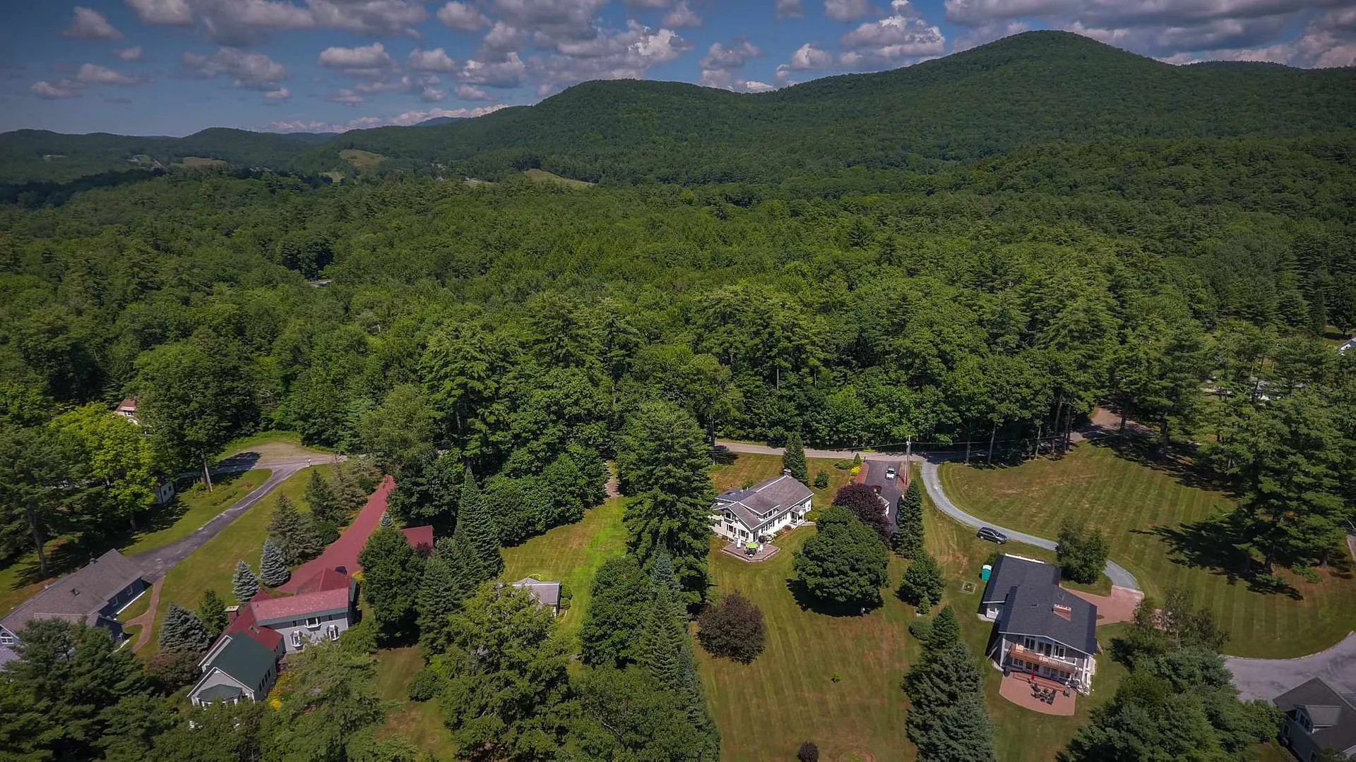 237 Kinni Kinnic Lane Poultney VT 05764