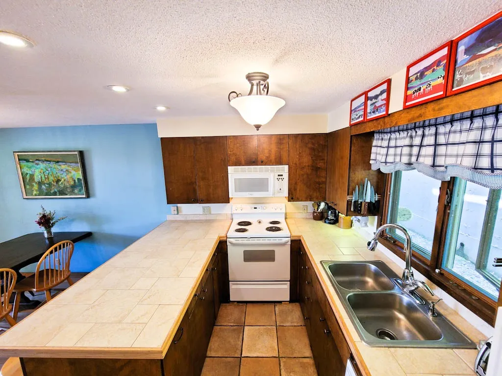 105 Forum Drive Warren VT 05674