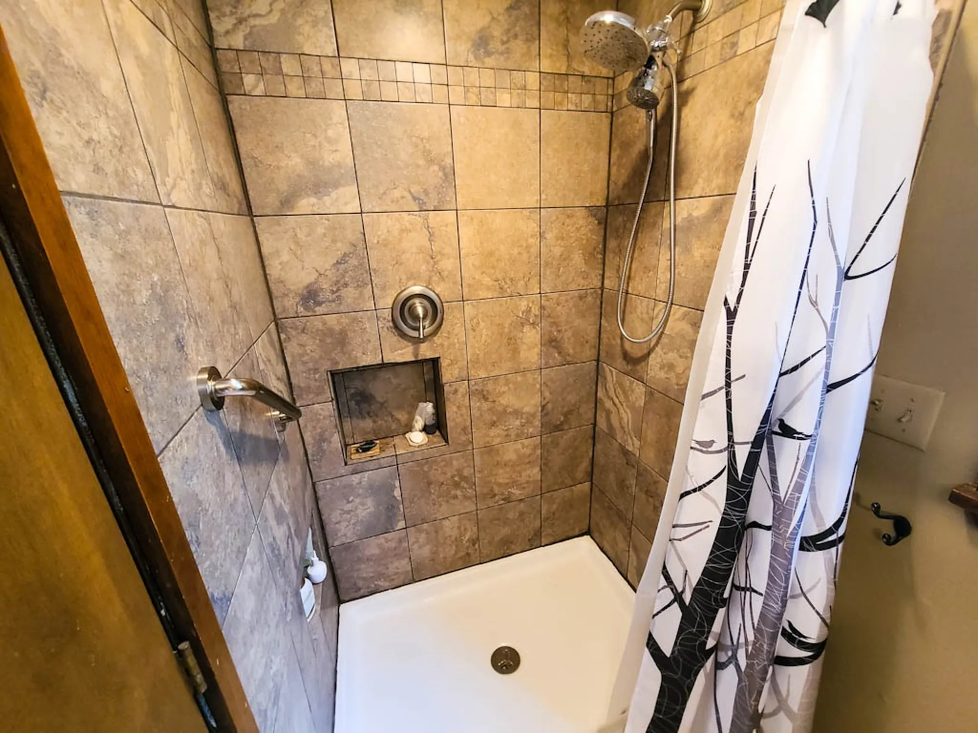 105 Forum Drive Warren VT 05674