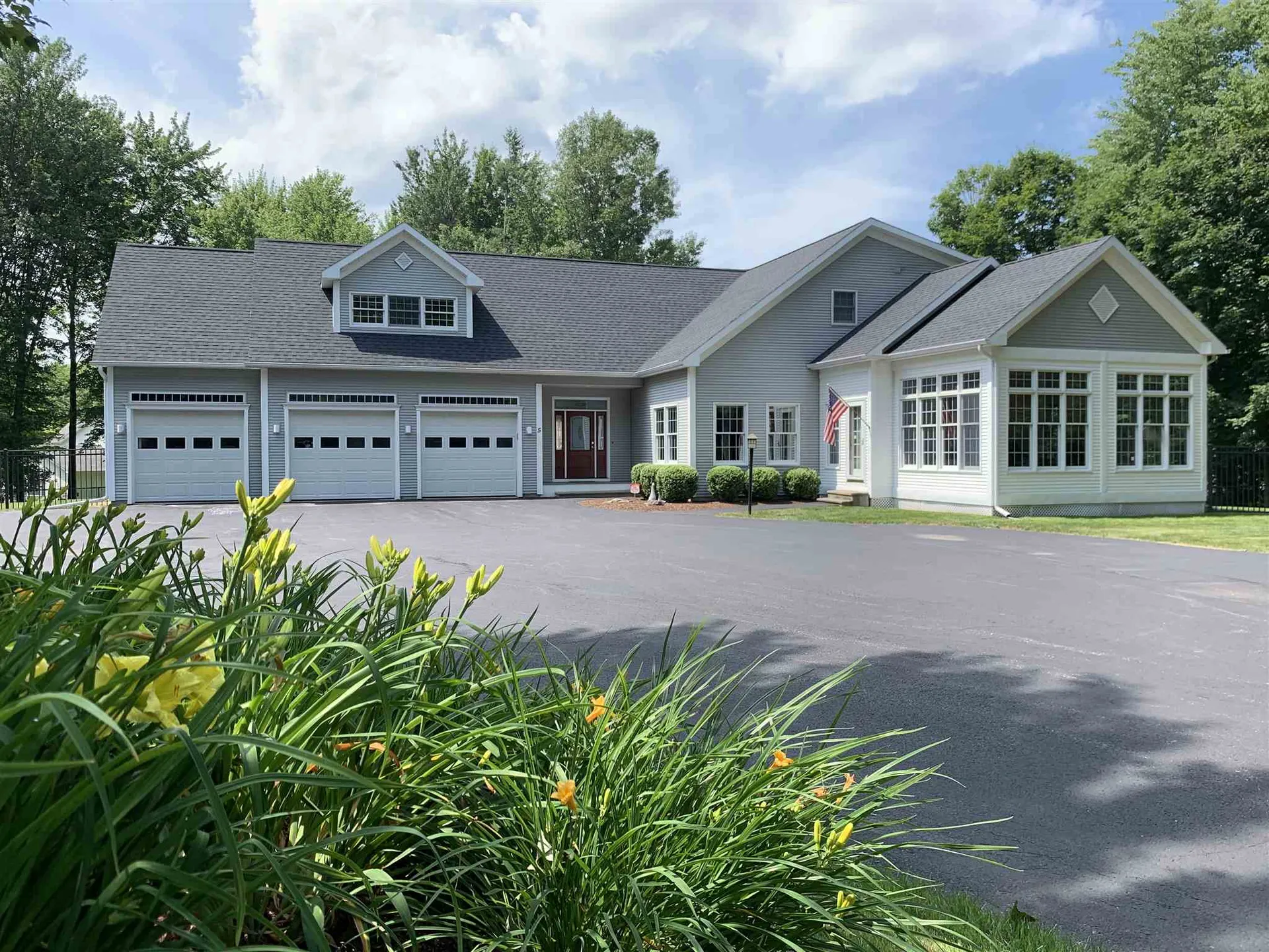 5 Woodstock Lane Essex VT 05452