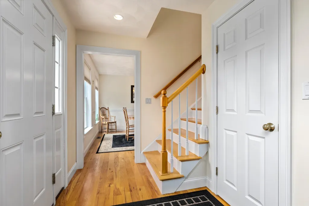 4 Clark Road East Kingston NH 03827