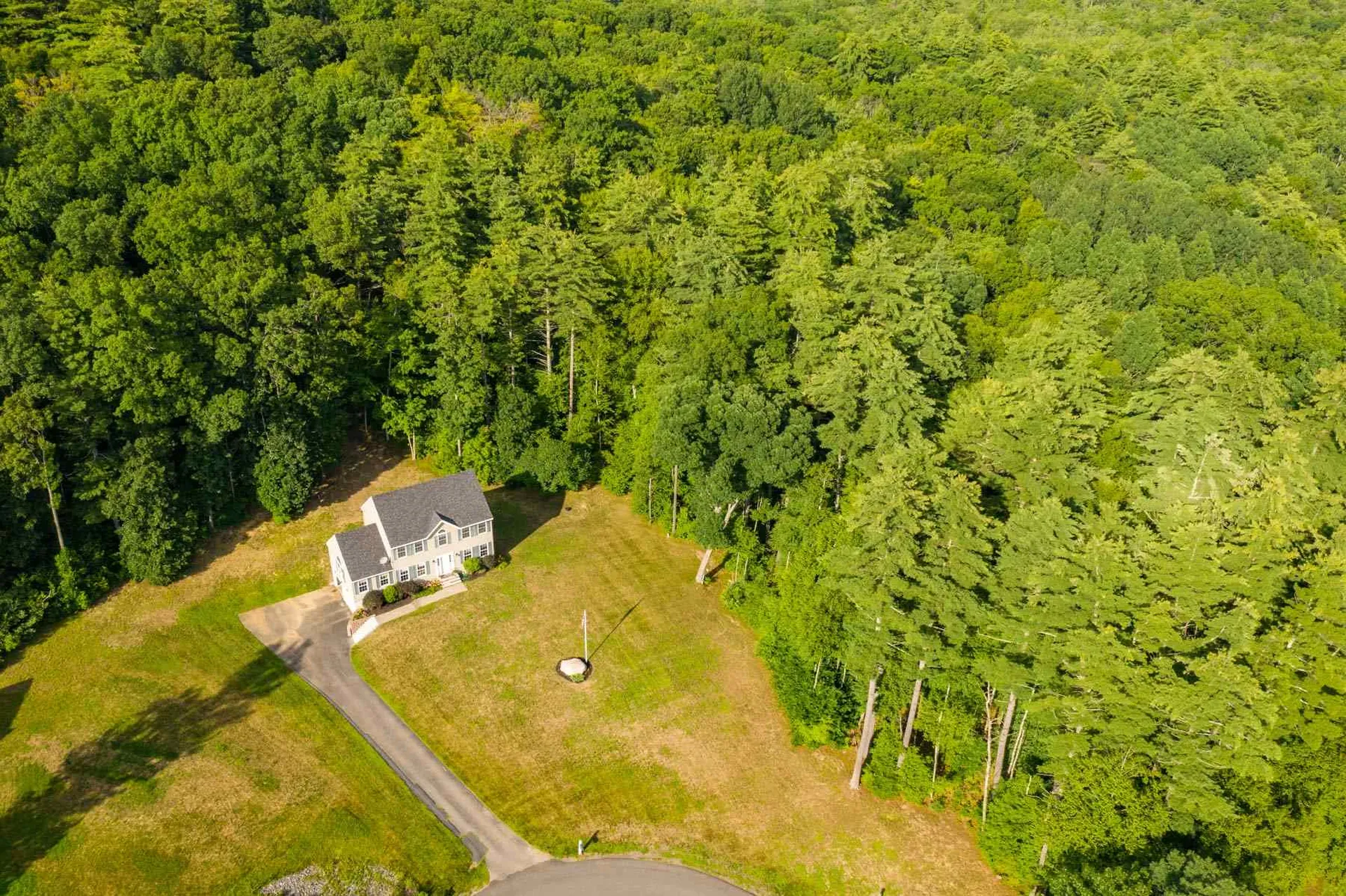 4 Clark Road East Kingston NH 03827