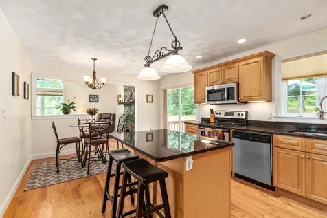 4 Clark Road East Kingston NH 03827