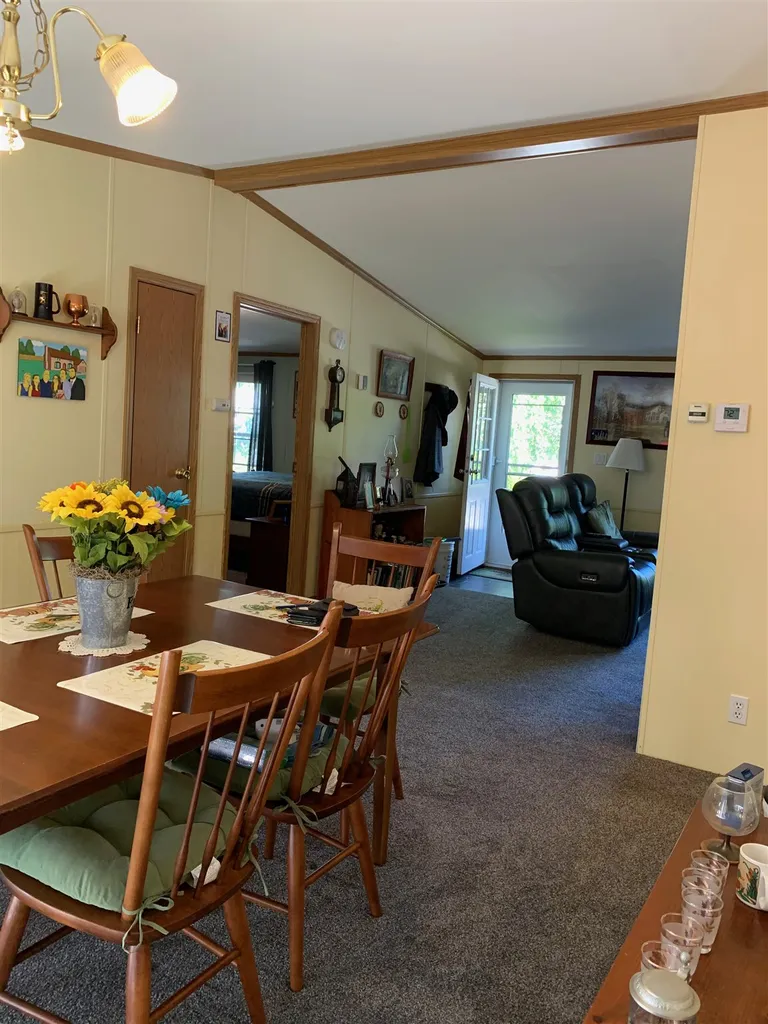17 Magnolia Lane Belmont NH 03220
