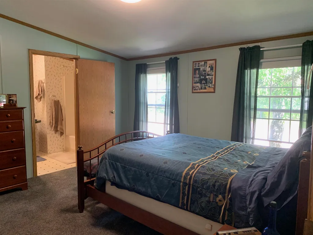 17 Magnolia Lane Belmont NH 03220