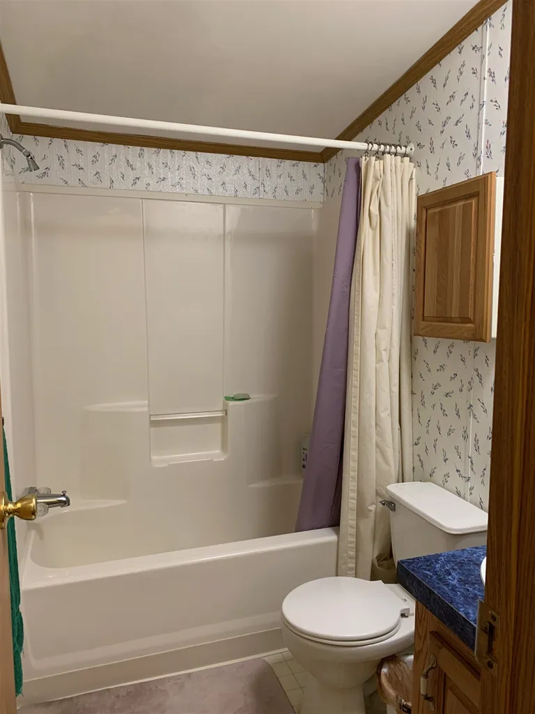 17 Magnolia Lane Belmont NH 03220