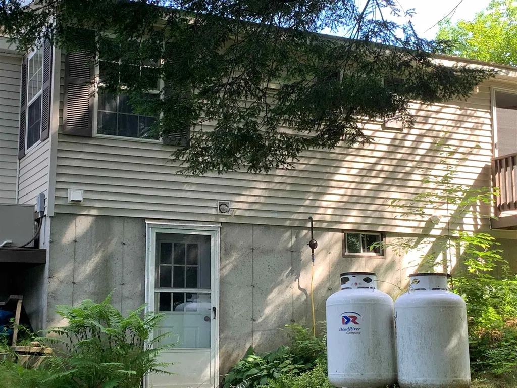 17 Magnolia Lane Belmont NH 03220