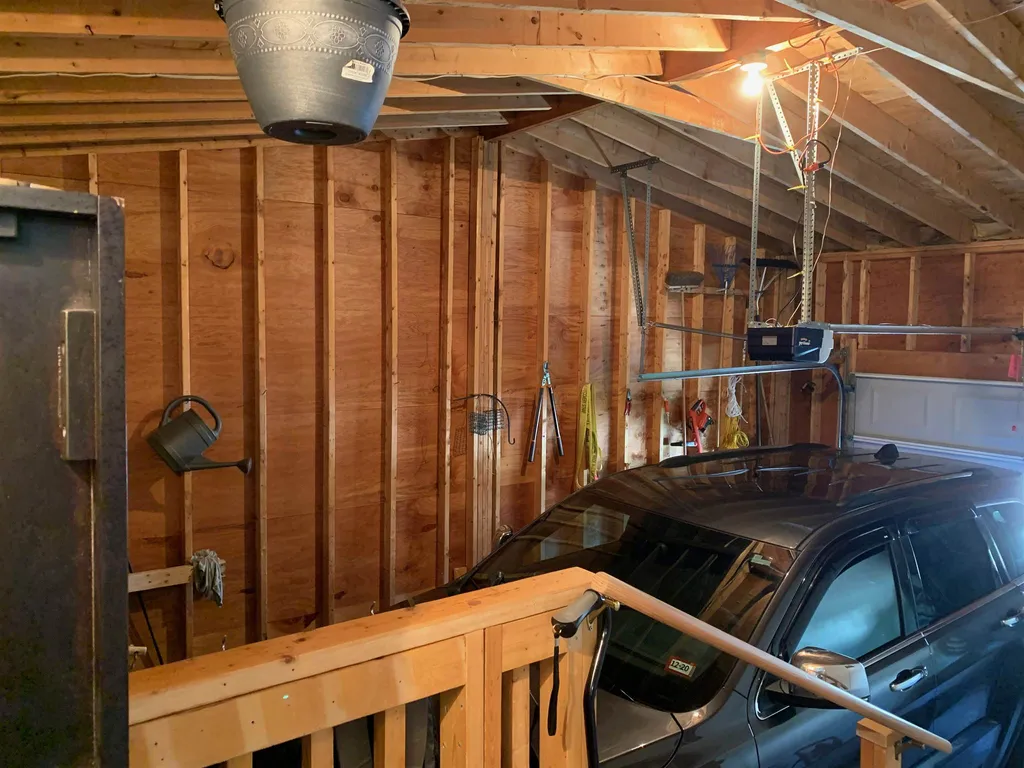 17 Magnolia Lane Belmont NH 03220