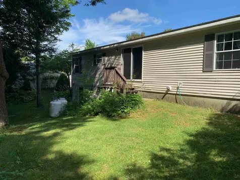 17 Magnolia Lane Belmont NH 03220