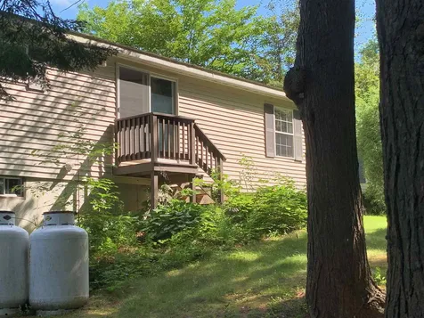 17 Magnolia Lane Belmont NH 03220