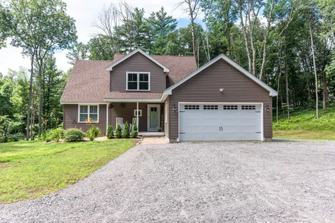 55 Stonehenge Road Londonderry NH 03053