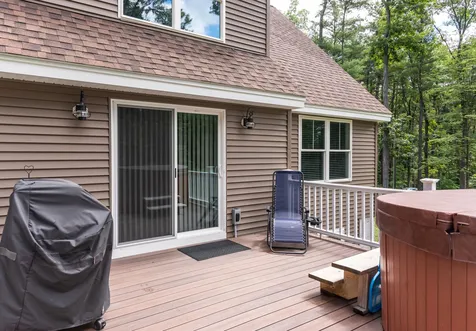55 Stonehenge Road Londonderry NH 03053
