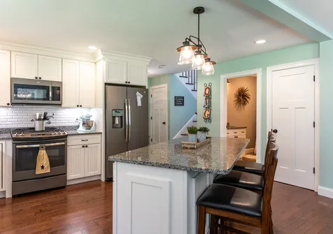 55 Stonehenge Road Londonderry NH 03053