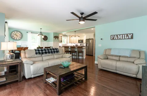 55 Stonehenge Road Londonderry NH 03053