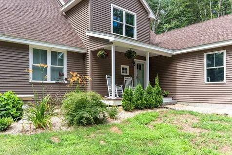 55 Stonehenge Road Londonderry NH 03053