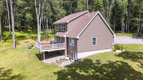 55 Stonehenge Road Londonderry NH 03053