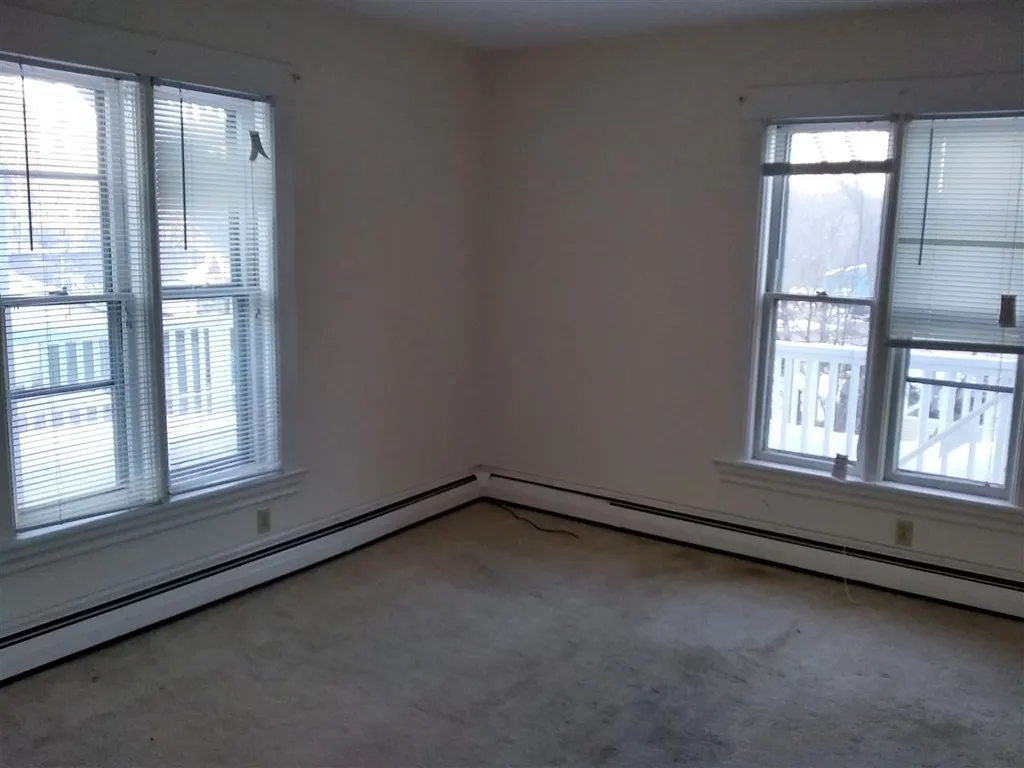32 S. Main Street Chester VT 05143