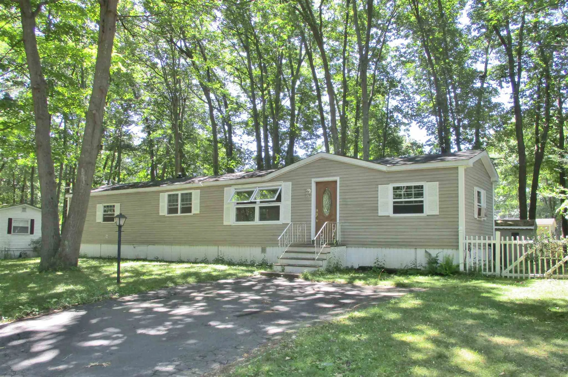 69 Cynthia Circle Seabrook NH 03874