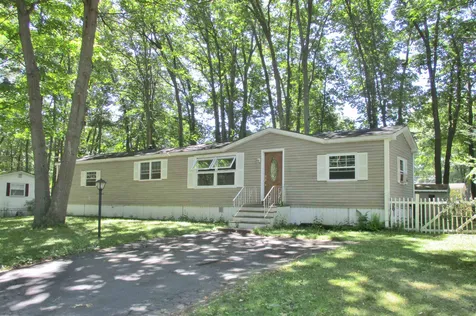 69 Cynthia Circle Seabrook NH 03874