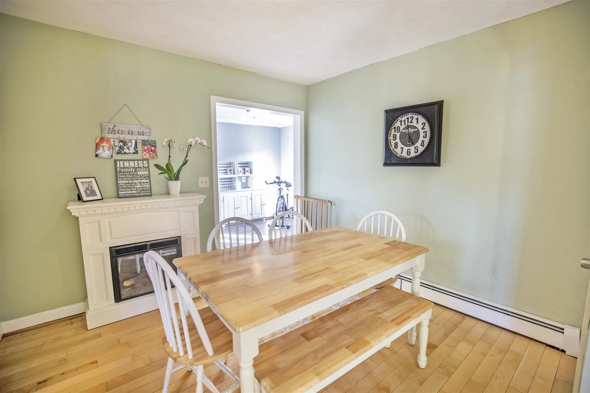 54 Hillside Avenue Derry NH 03038