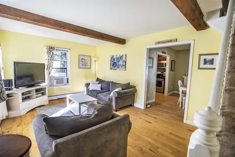 54 Hillside Avenue Derry NH 03038