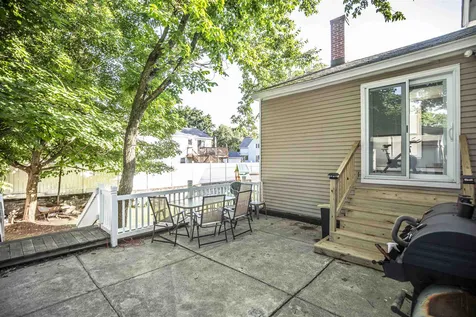 54 Hillside Avenue Derry NH 03038
