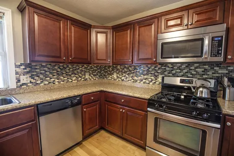 54 Hillside Avenue Derry NH 03038
