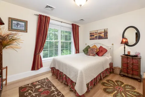 10 Arianna Drive Alton NH 03809