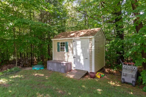 10 Arianna Drive Alton NH 03809