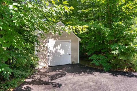 10 Arianna Drive Alton NH 03809